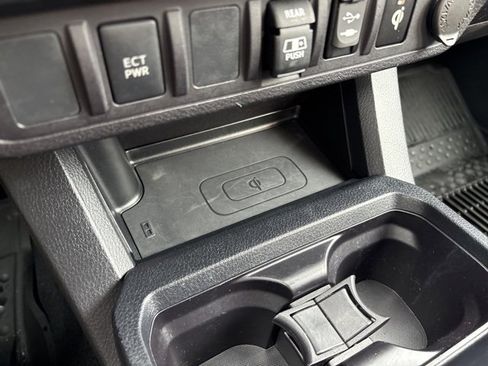 Used 2019 Toyota Tacoma TRD Off-Road image 28