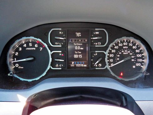 Used 2021 Toyota Tundra SR5 image 34