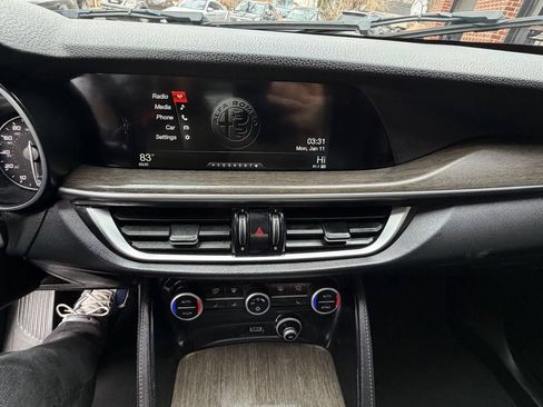 Used 2018 Alfa Romeo Stelvio Ti AWD/4WD image 13