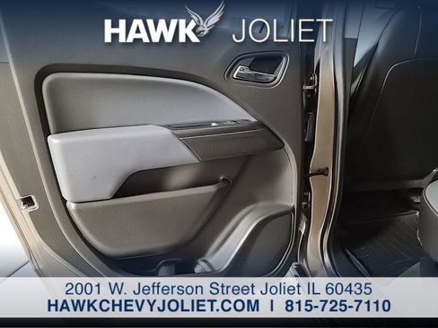Used 2015 Chevrolet Colorado Z71 AWD/4WD image 20