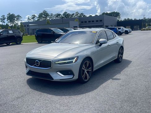 Used 2020 Volvo S60 T5 Inscription w/ Protection Package Premier FWD image 3