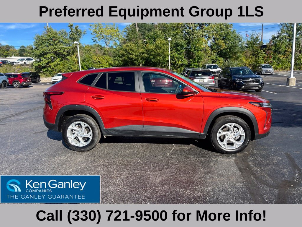 Used 2024 Chevrolet Trax LS w/ LS Convenience Package FWD image 7