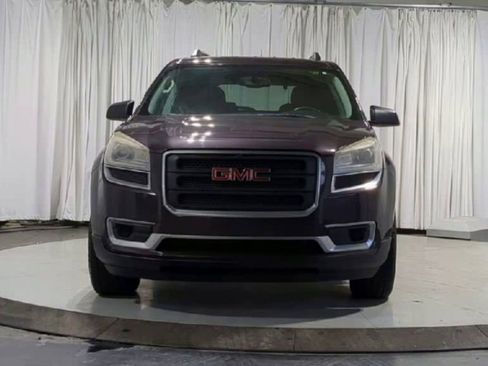 Used 2015 GMC Acadia SLE image 4