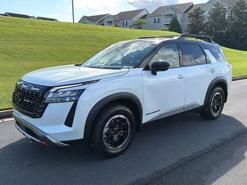 New 2026 Nissan Pathfinder Rock Creek AWD/4WD image 1