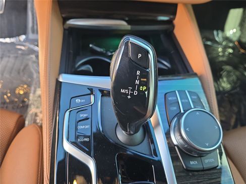 Used 2023 BMW 530i xDrive w/ M Sport Package image 20