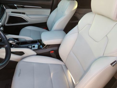 Used 2024 Kia Telluride S w/ S Sunroof Package image 11