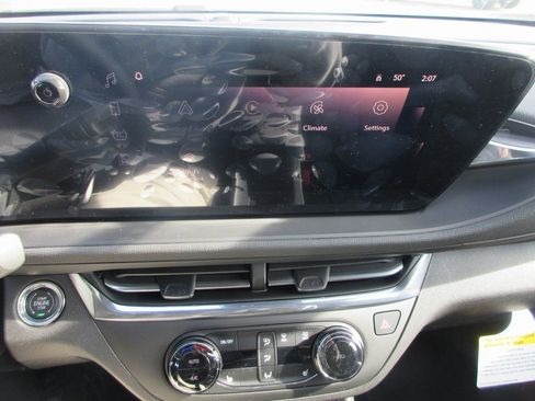 New 2026 Buick Envista Preferred w/ Convenience I Package FWD image 17