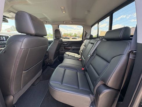Used 2018 GMC Sierra 1500 SLT AWD/4WD image 18