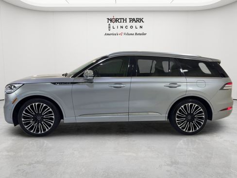 Used 2020 Lincoln Aviator Black Label w/ Dynamic Handling Package AWD/4WD image 2