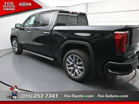 Used 2023 GMC Sierra 1500 Denali w/ Denali Reserve Package AWD/4WD image 16