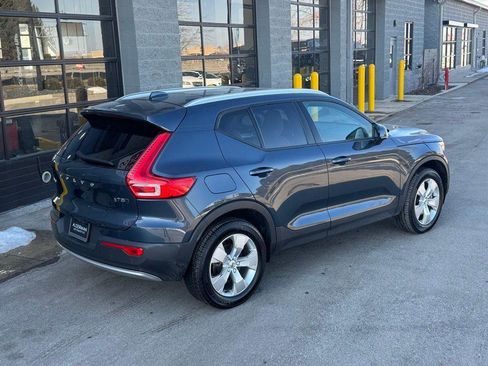 Used 2021 Volvo XC40 T5 Momentum w/ Premium Package image 91