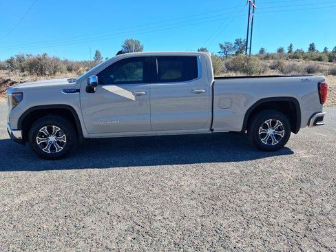 New 2026 GMC Sierra 1500 SLE w/ X31 Off-Road Package AWD/4WD image 7