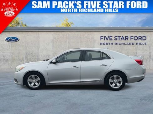 Used 2015 Chevrolet Malibu LT FWD image 6