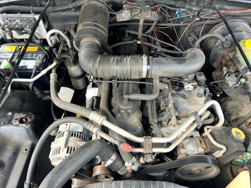 Used 2000 Jeep Wrangler Sahara image 13