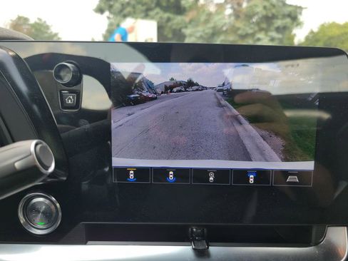 Used 2023 Chevrolet Corvette Stingray Premium Conv w/ Z51 Performance Package image 15