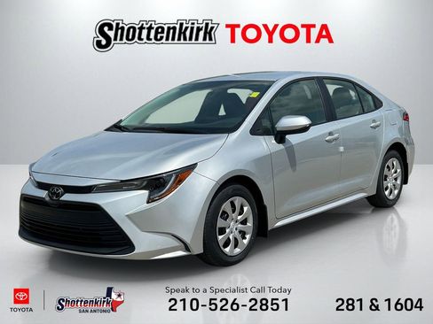 Certified 2026 Toyota Corolla LE FWD image 1