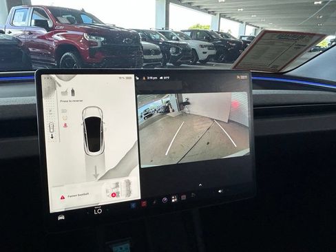 Used 2025 Tesla Model 3 Long Range RWD image 34