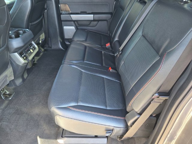 Used 2023 Ford F350 Lariat w/ Lariat Ultimate Package AWD/4WD image 10