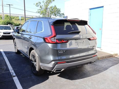 Used 2023 Honda CR-V Sport Touring image 5