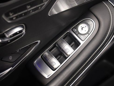 Used 2017 Mercedes-Benz S 550 4MATIC Coupe image 63