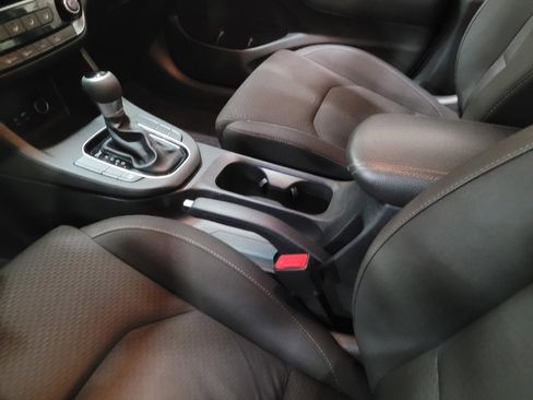 Used 2018 Hyundai Elantra GT image 26