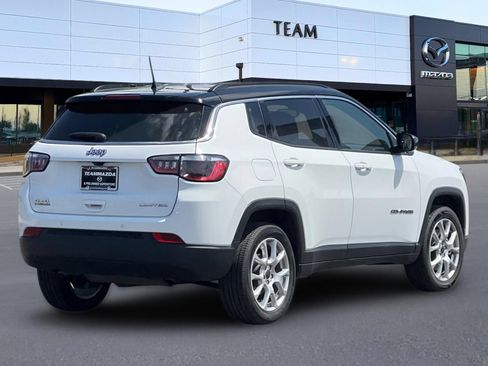 Used 2025 Jeep Compass Limited AWD/4WD image 4