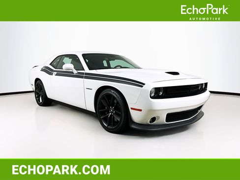 Used 2022 Dodge Challenger R/T w/ Performance Handling Group image 1