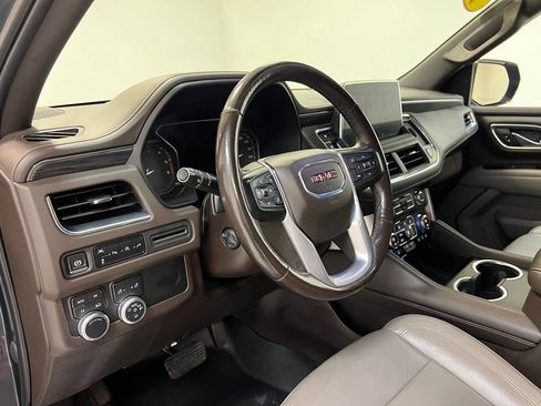 Used 2021 GMC Yukon SLT w/ SLT Luxury Package AWD/4WD image 17