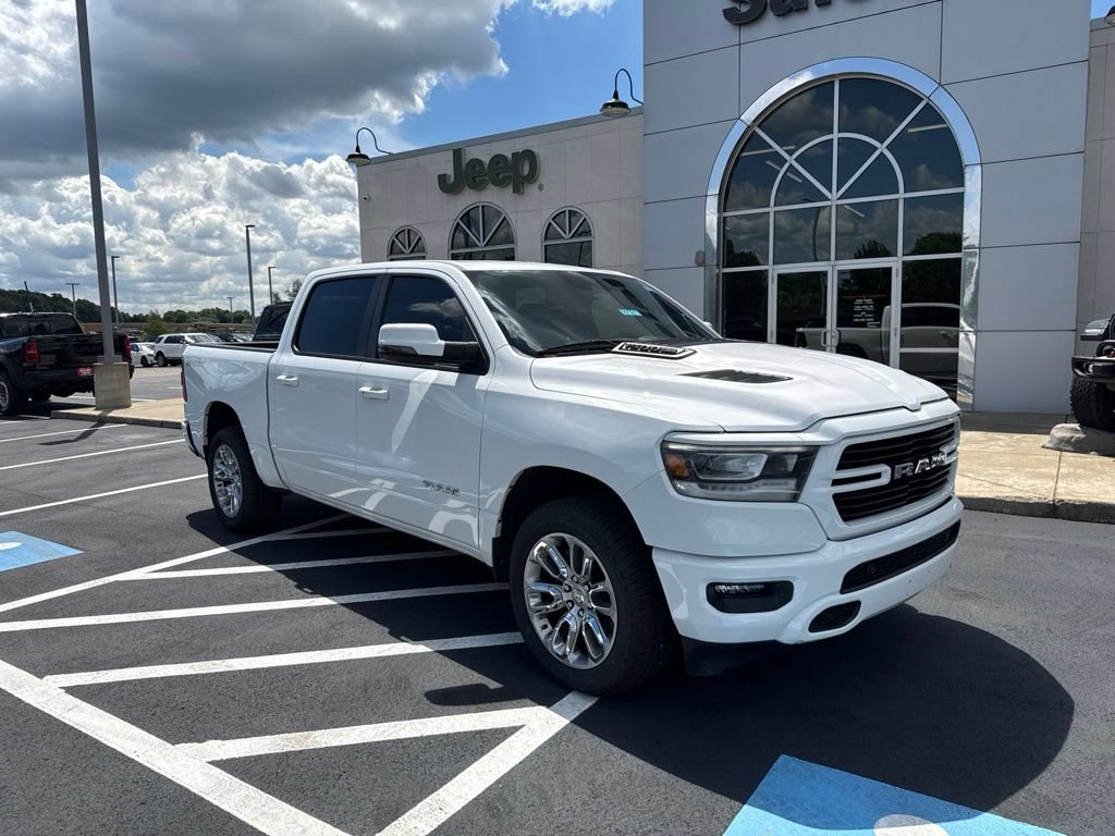 Used 2023 RAM 1500 Laramie AWD/4WD image 2