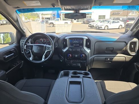 Certified 2021 Chevrolet Silverado 1500 RST w/ Z71 Off-Road Package AWD/4WD image 19