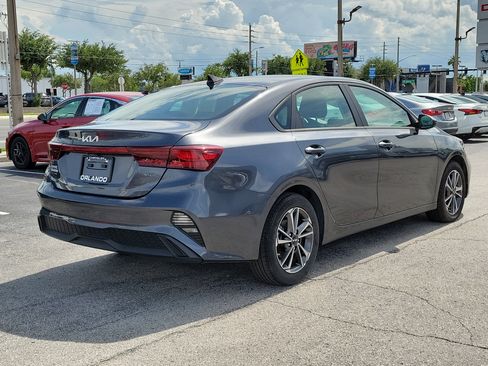 Used 2024 Kia Forte LXS FWD image 7