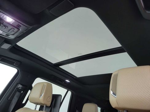 Used 2024 Cadillac Escalade Premium Luxury w/ LPO, Floor Liner Package AWD/4WD image 33
