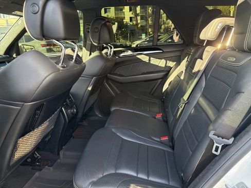 Used 2014 Mercedes-Benz ML 63 AMG 4MATIC image 8