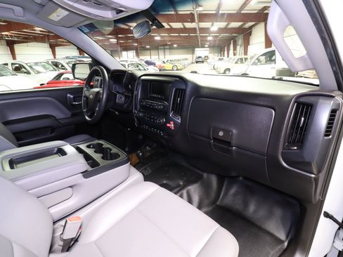 Used 2015 Chevrolet Silverado 1500 W/T w/ Trailering Package image 18