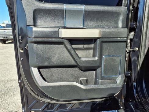 Used 2018 Ford F150 Lariat image 22