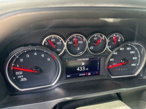 Used 2021 Chevrolet Silverado 1500 LT image 16