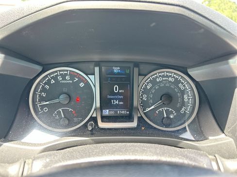 Used 2023 Toyota Tacoma SR5 AWD/4WD image 14
