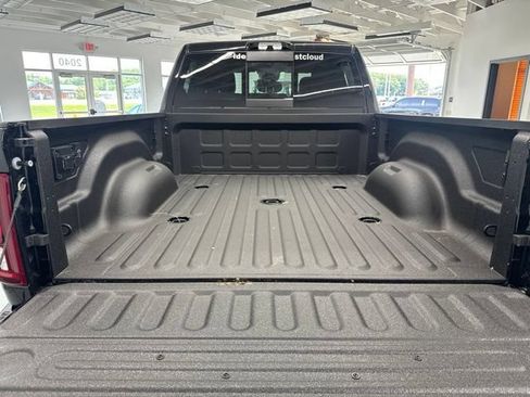 New 2026 RAM 2500 Big Horn AWD/4WD image 9