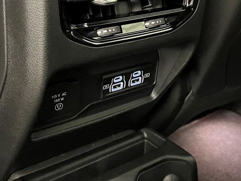 New 2025 Jeep Grand Cherokee L Overland w/ Advanced Protech Group III image 19