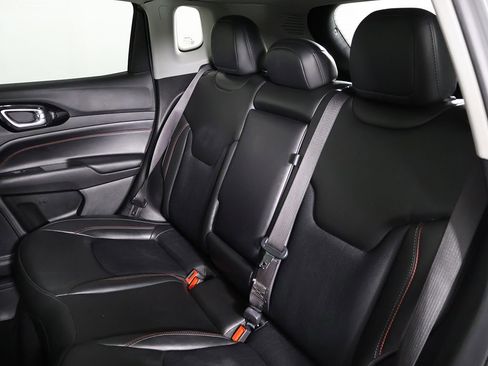 Used 2022 Jeep Compass Trailhawk w/ Sun and Sound Group image 28