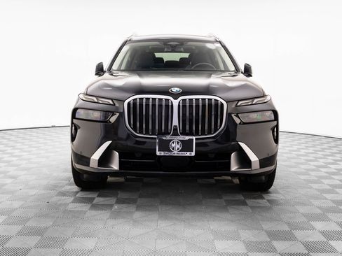 Used 2024 BMW X7 xDrive40i image 8