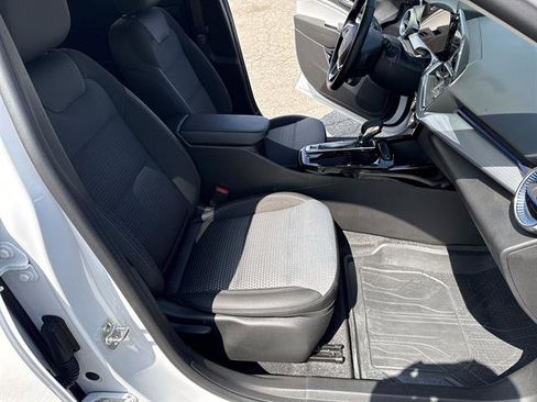 Used 2024 Chevrolet Trax LT w/ Driver Confidence Package image 27