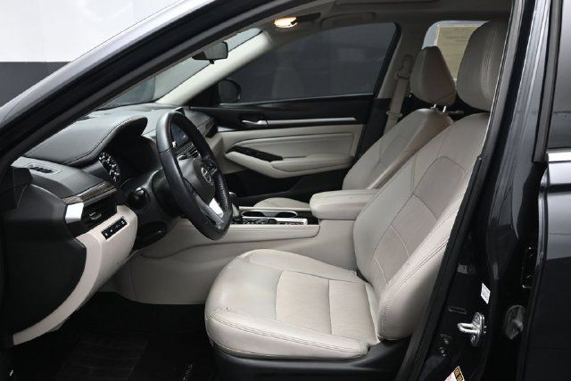 Used 2021 Nissan Altima 2.5 SL FWD image 6