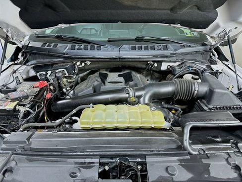 Used 2020 Ford F150 Platinum w/ Equipment Group 701A Luxury AWD/4WD image 36