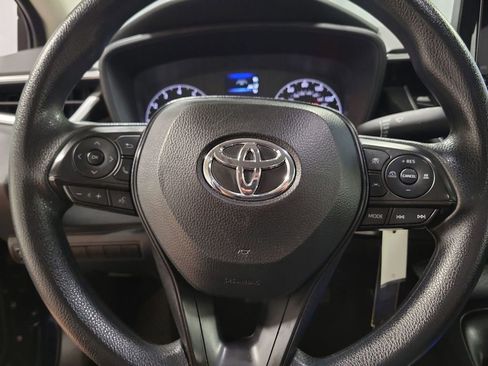 Used 2024 Toyota Corolla LE FWD image 17