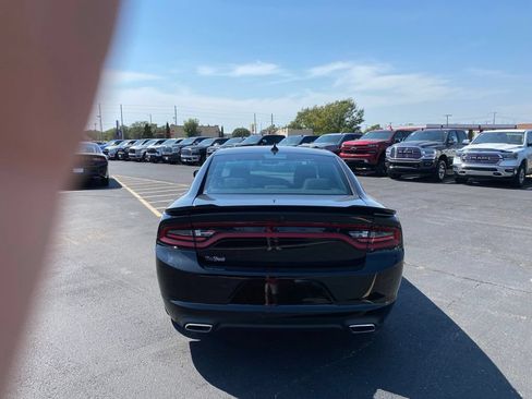 Used 2023 Dodge Charger SXT w/ Blacktop Package RWD image 4