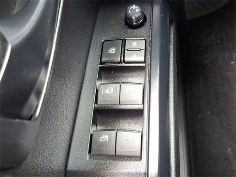 Used 2023 Toyota Tacoma SR image 25