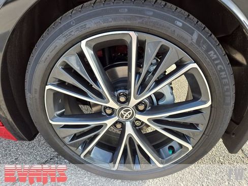 New 2026 Toyota Prius XLE image 21