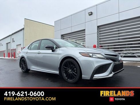 Used 2023 Toyota Camry XSE image 1