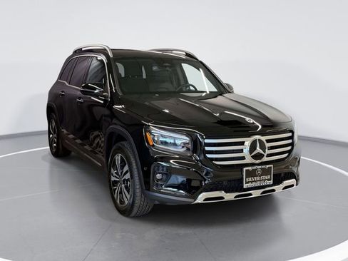 Certified 2026 Mercedes-Benz GLB 250 4MATIC image 3